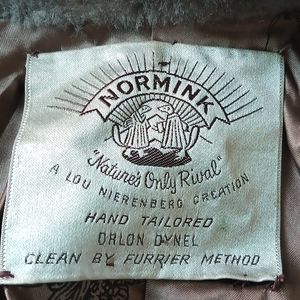 Normink hand tailored orlon dynel . One size. Color light brown.